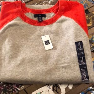 Soft knit Men’s Sweater